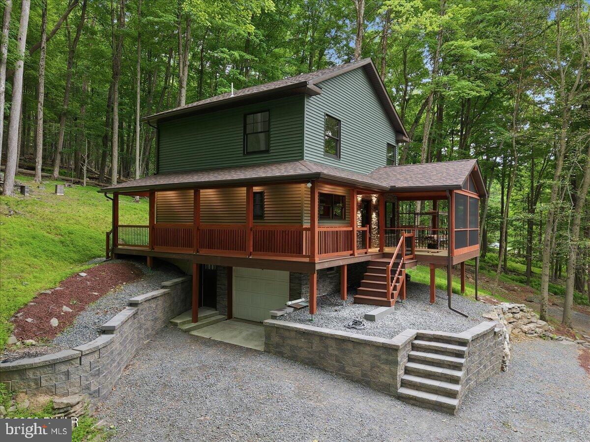 PAPI2001202 Property Photo 81