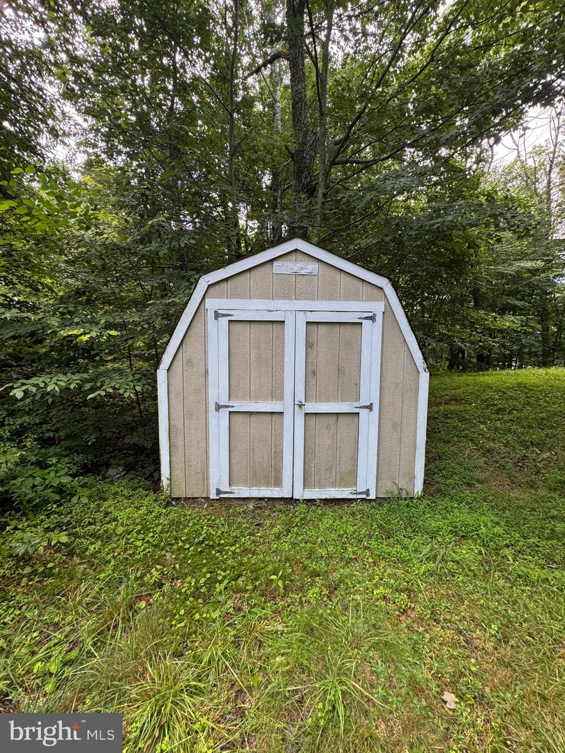 111 Remuda Dr Property Photo 26