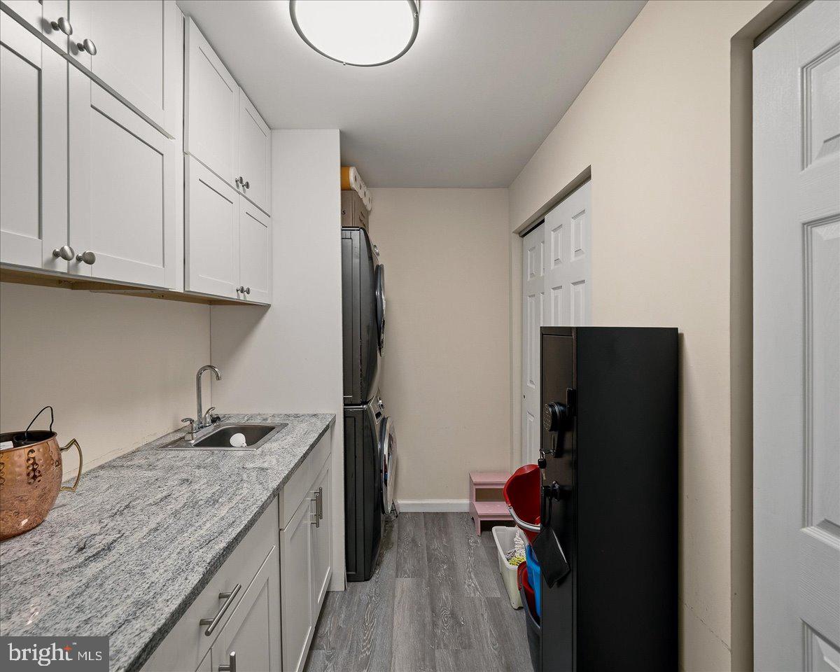 3130 Delaware Cir Property Photo 17