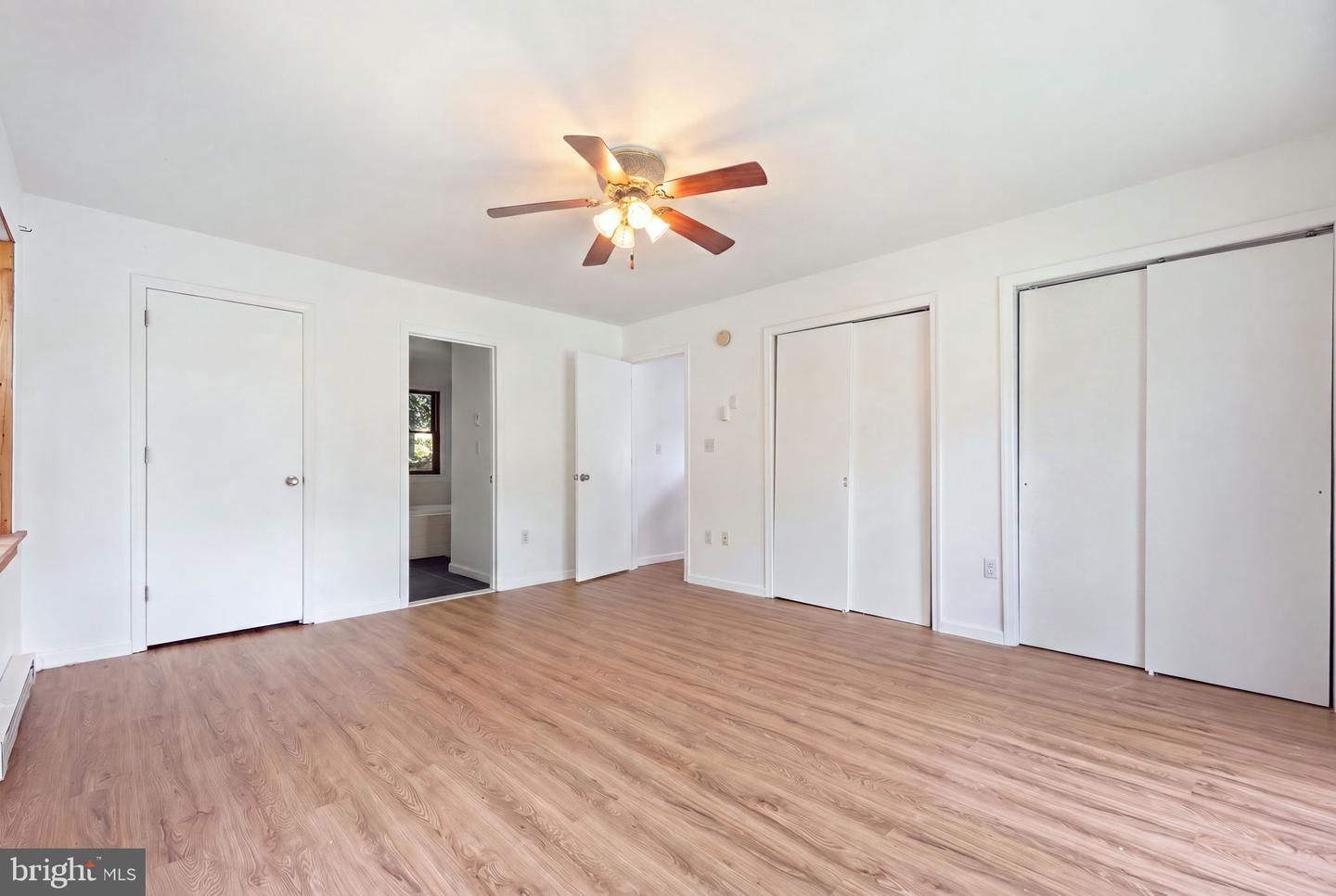 1076 Lancaster Dr. Property Photo 20