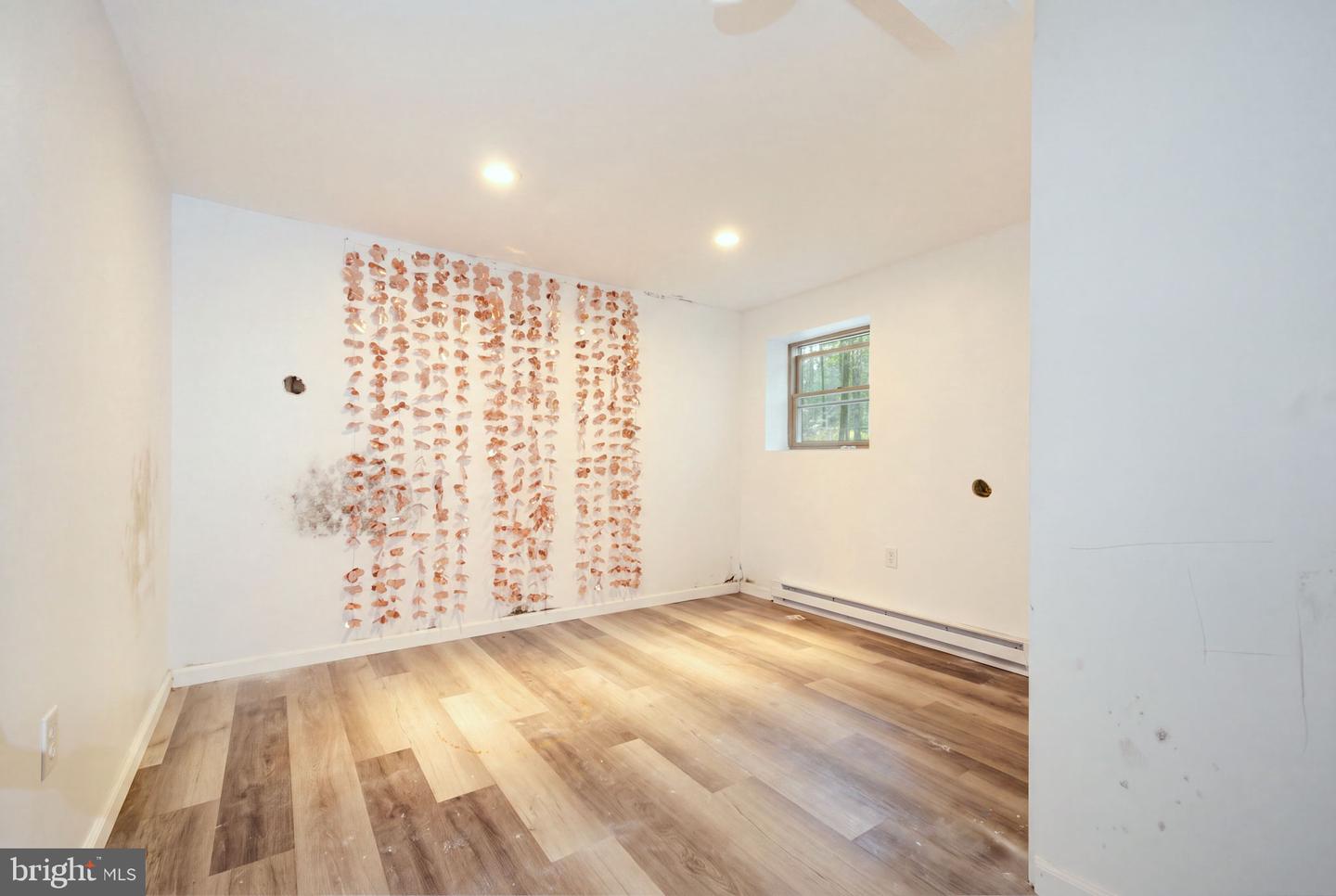 1076 Lancaster Dr. Property Photo 25