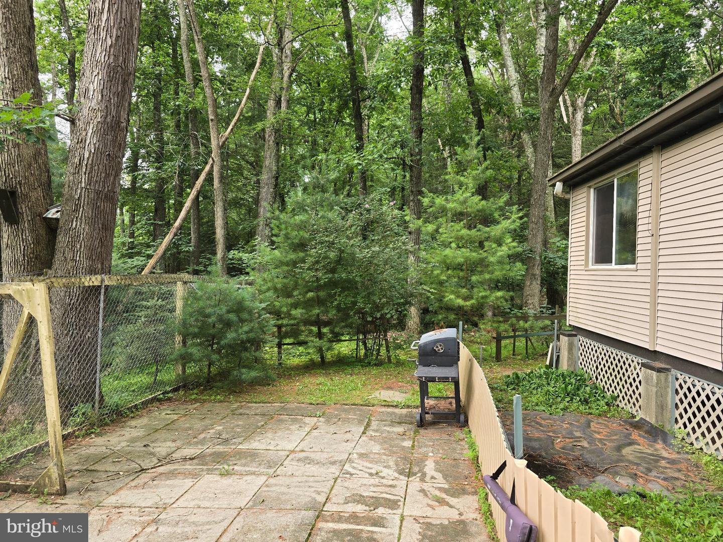 100 Grace Rd Property Photo 2