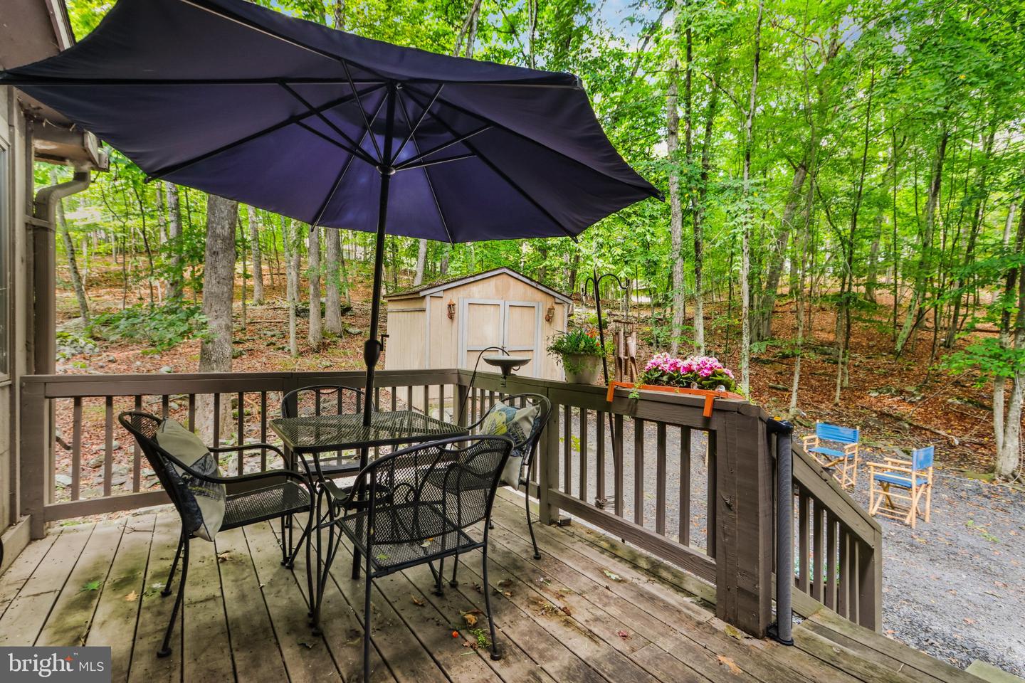 424 Saunders Dr Property Photo 3