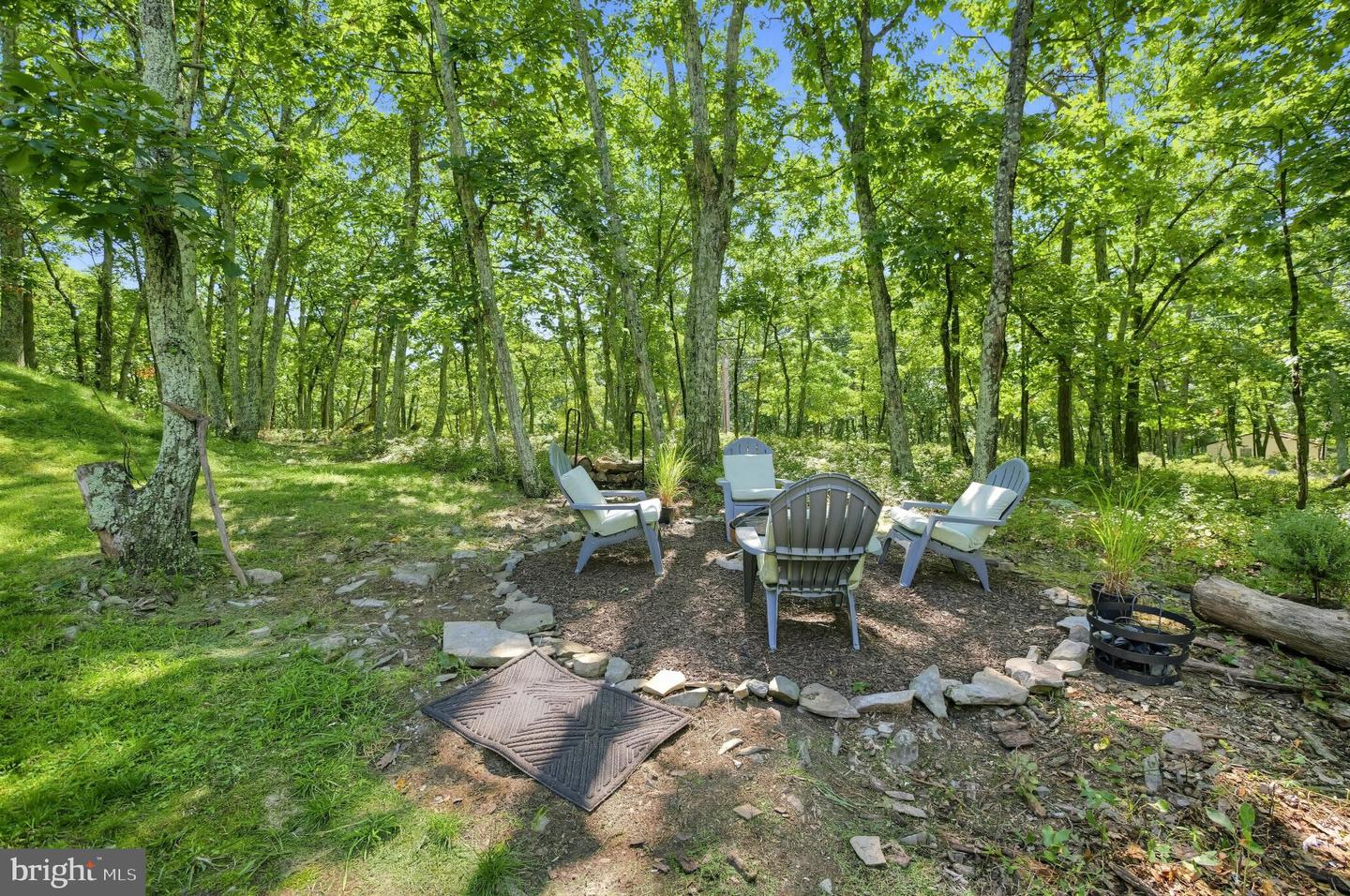 225 Whippoorwill Dr Property Photo 29
