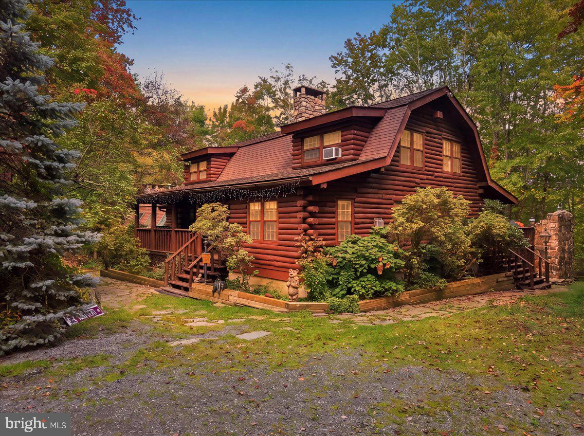805 BLACKBIRCH CT Property Photo 1