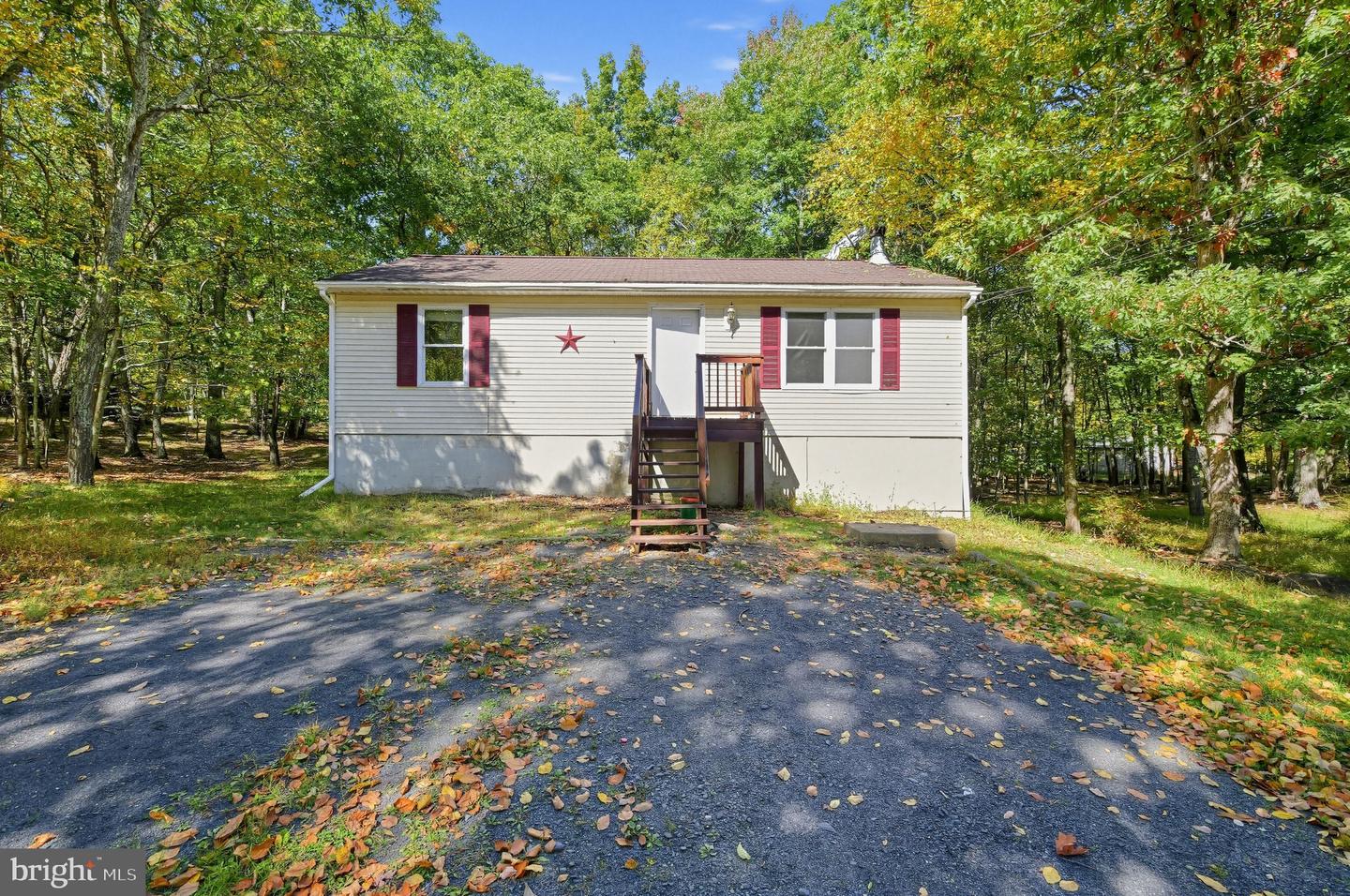 521 Starling Ct Property Photo 1