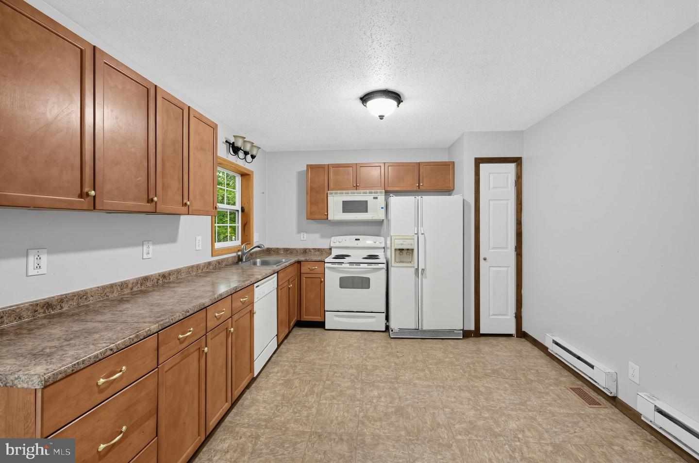 521 Starling Ct Property Photo 5