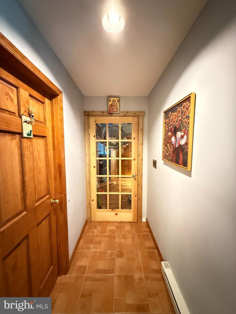 2120 Apley Dr Property Photo 25