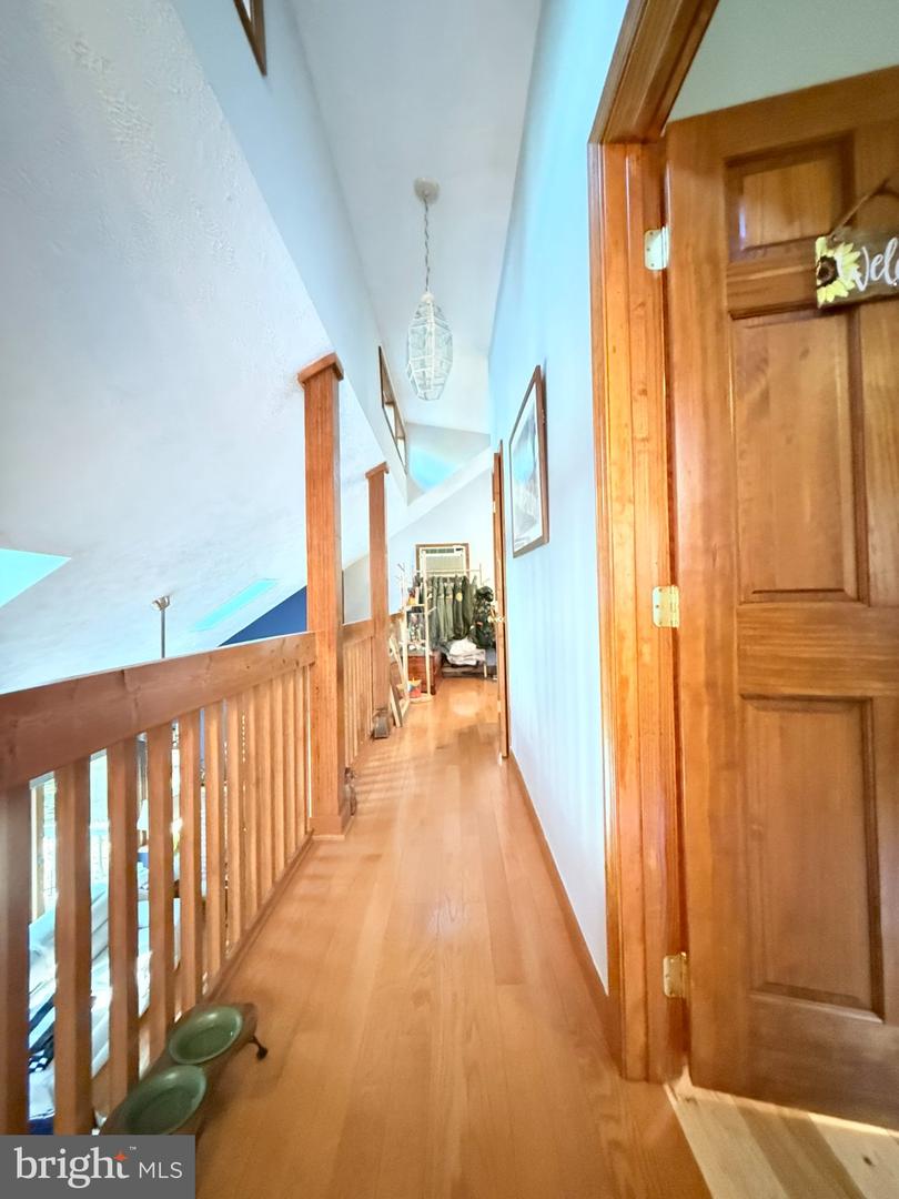 2120 Apley Dr Property Photo 37