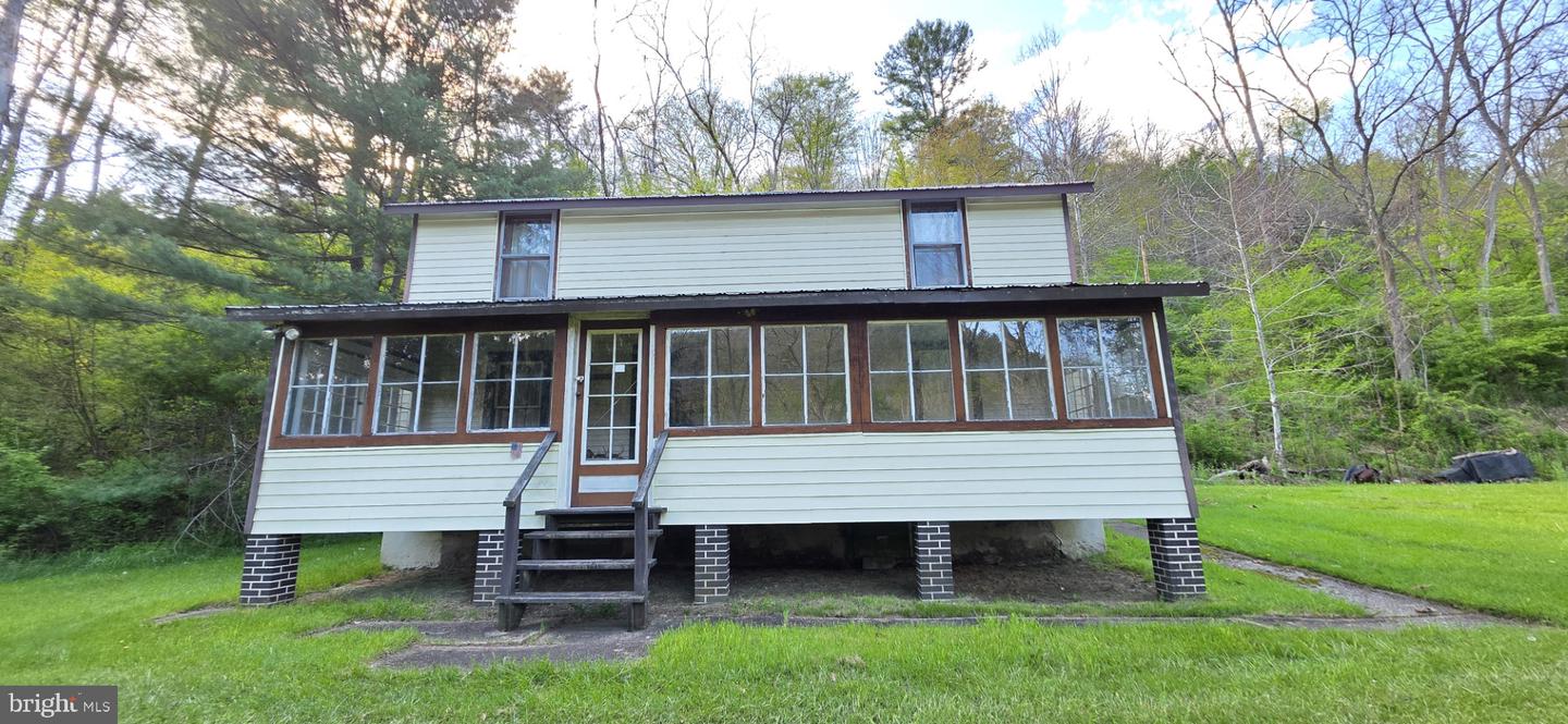 297 Chestnut Street Property Photo 1