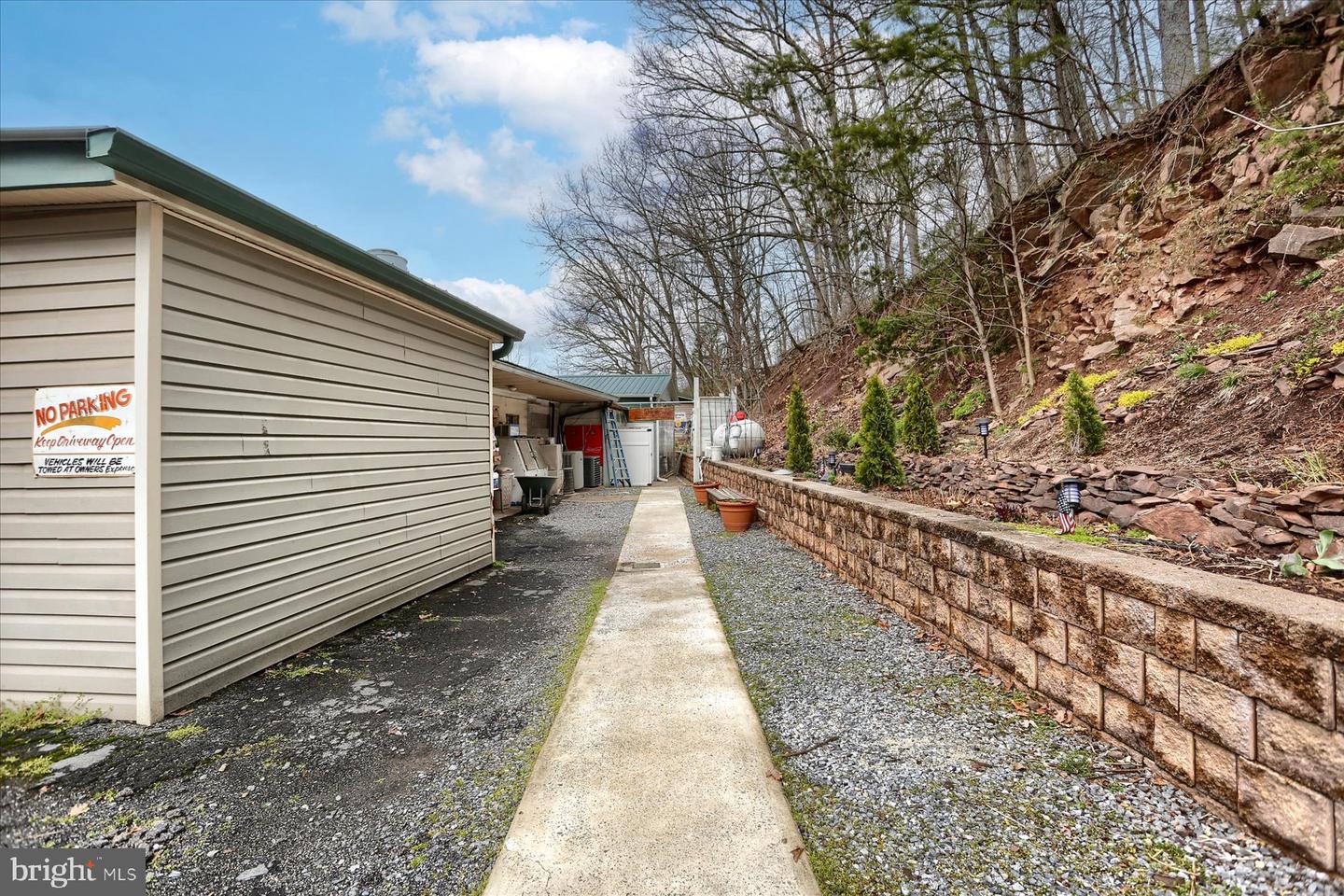 5085 Spring Rd Property Photo 39