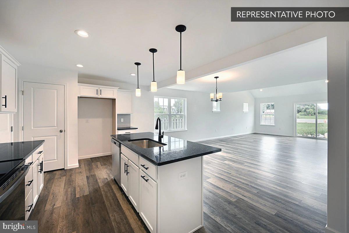 104 Richfield Ln #lot 98 Property Photo 5