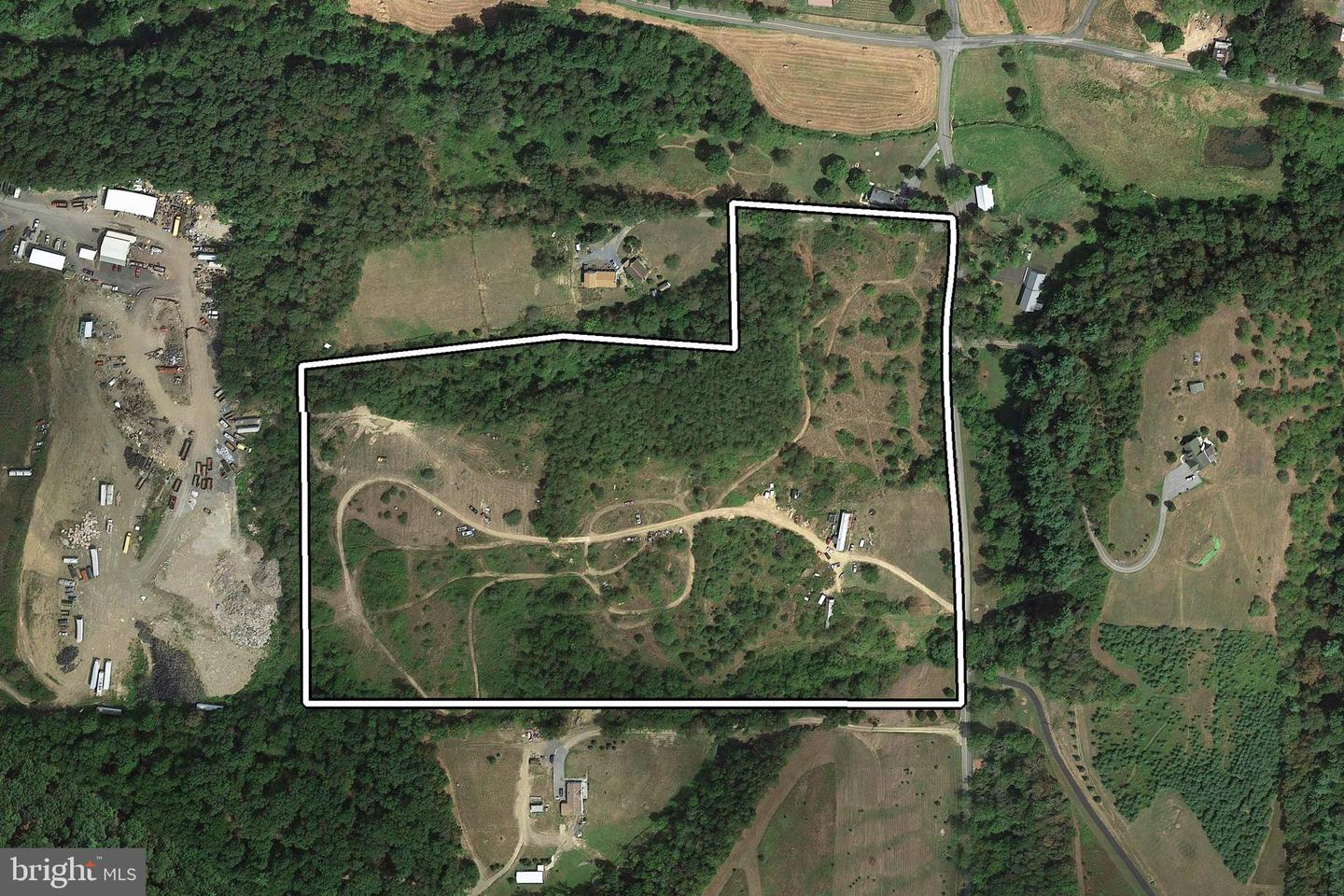 230 Evergreen Rd Property Photo
