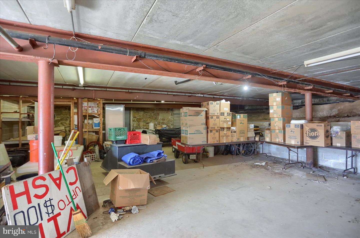 23 W High St Property Photo 42