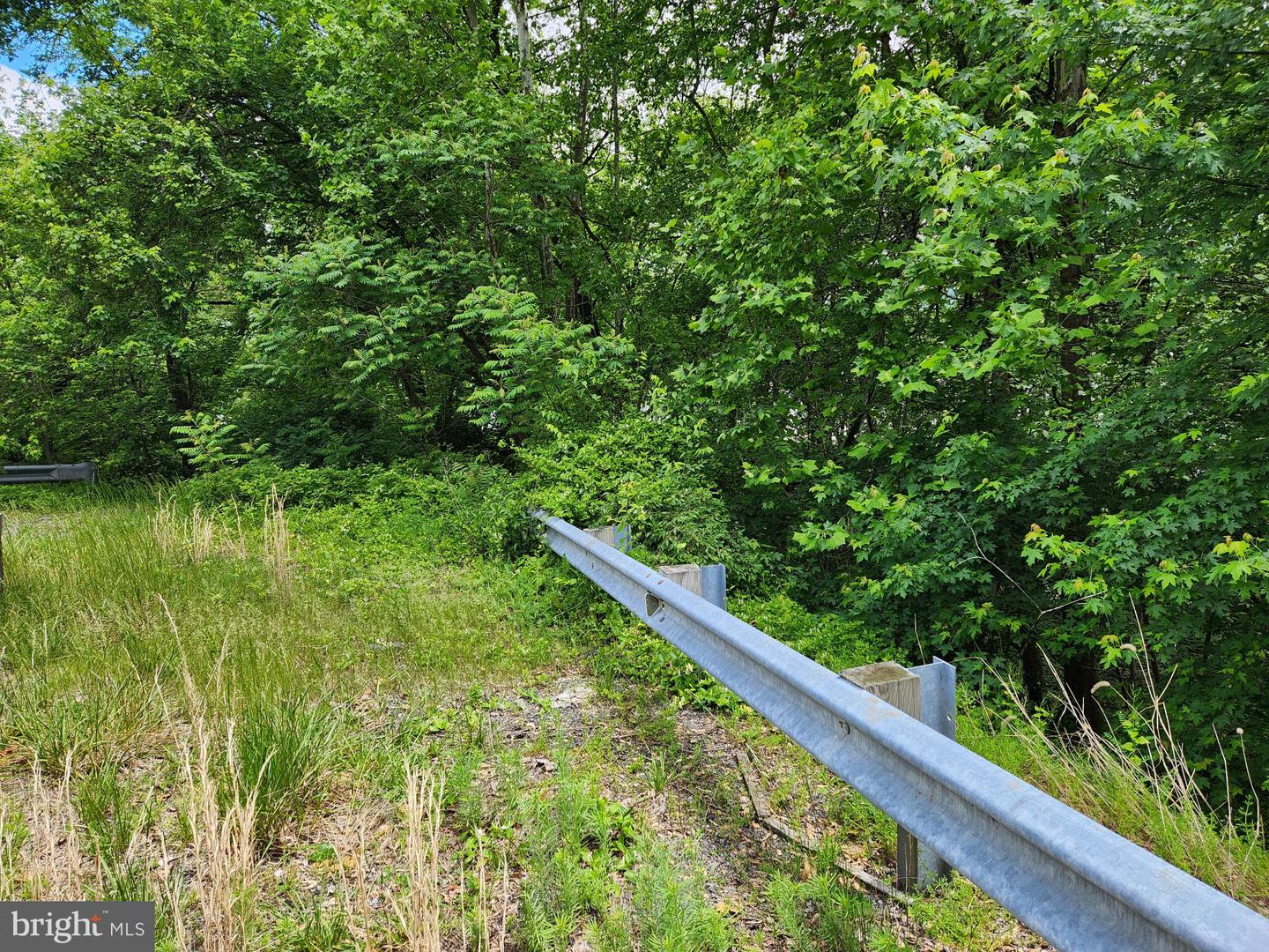 Route 00015 Property Photo 10