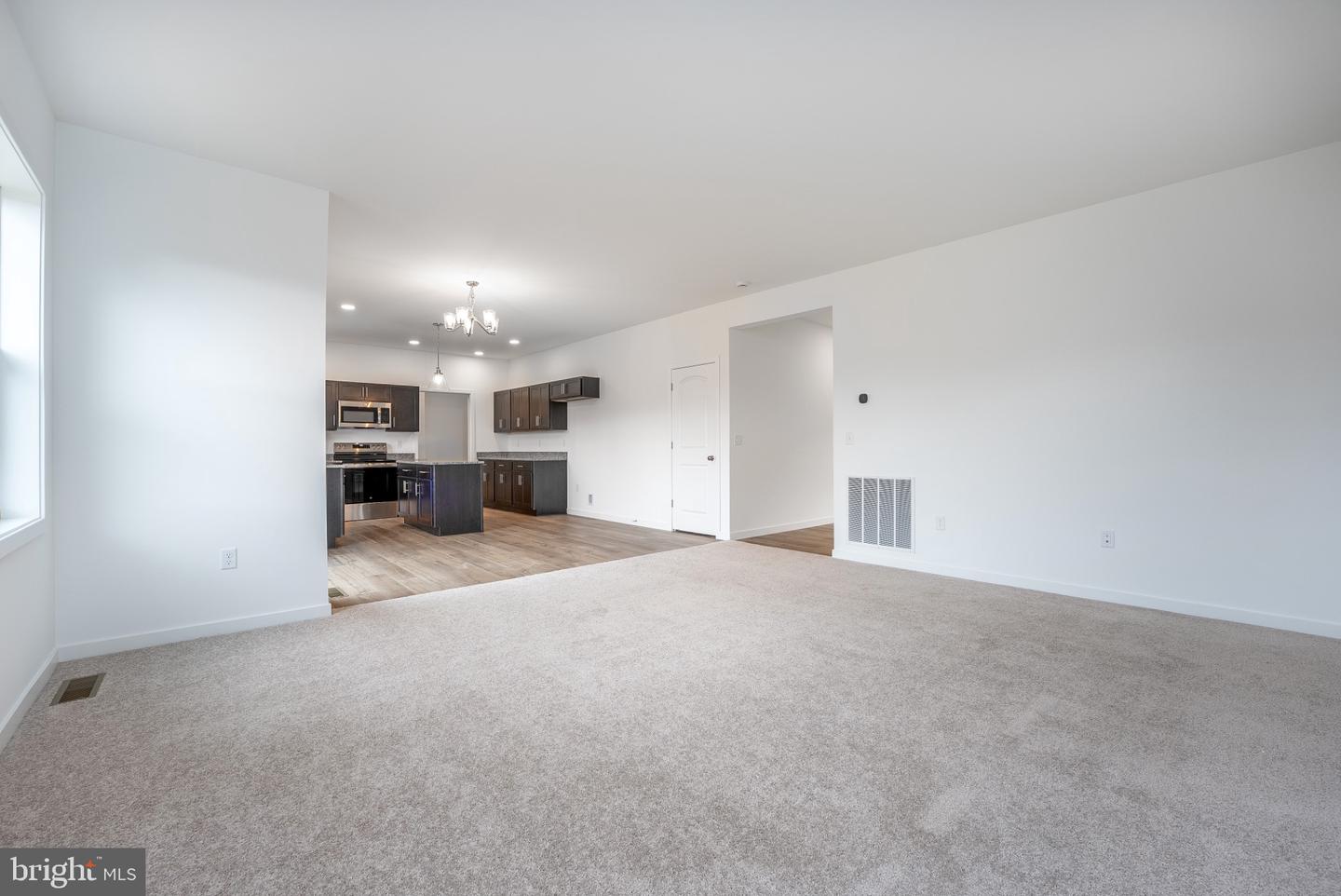 181 Morleton Ave Property Photo 9