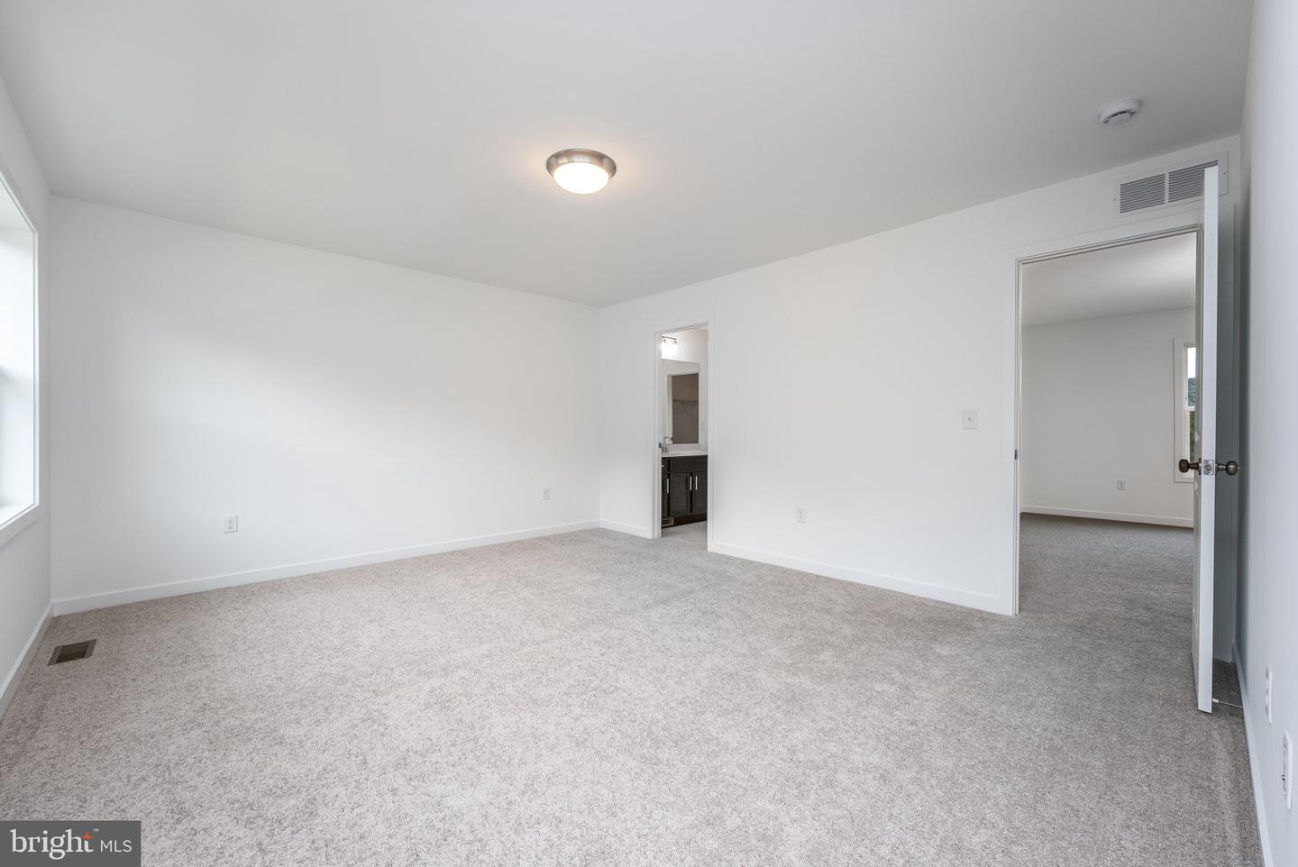 181 Morleton Ave Property Photo 19