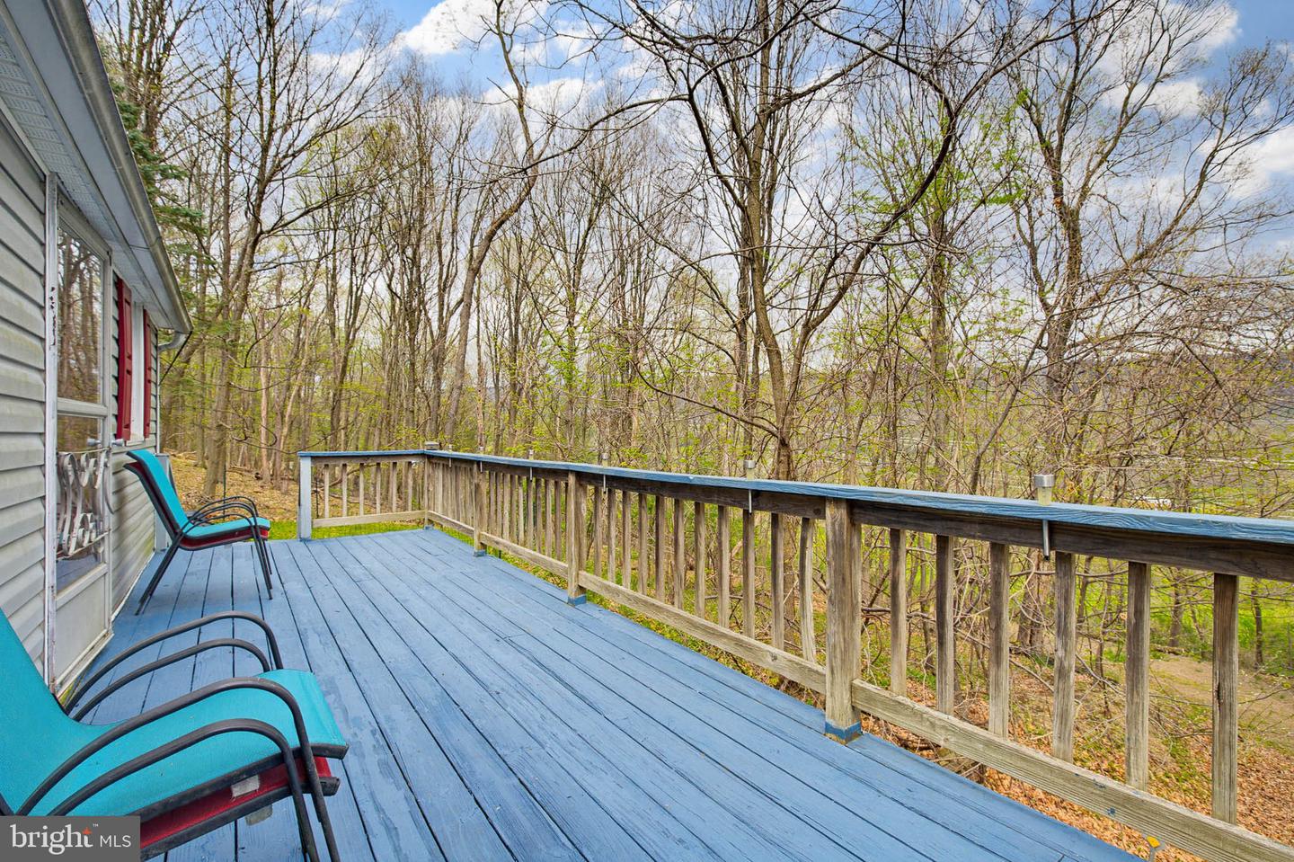 149 Cabin Ln Property Photo 2