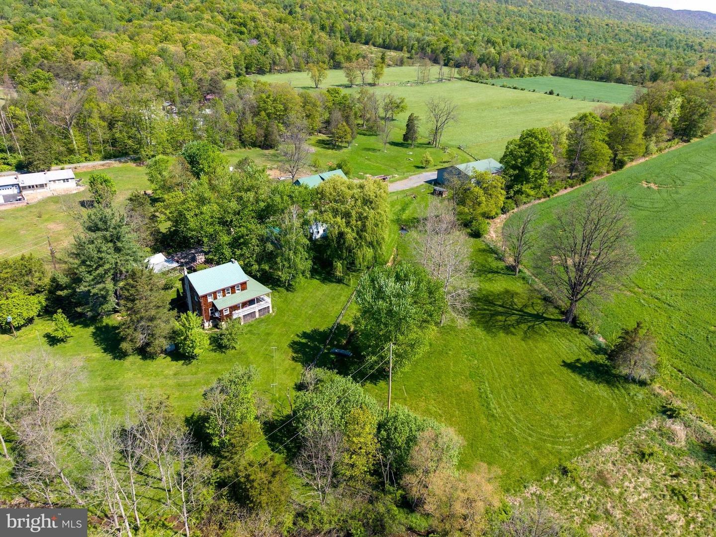215 Droneberger Rd Property Photo 2