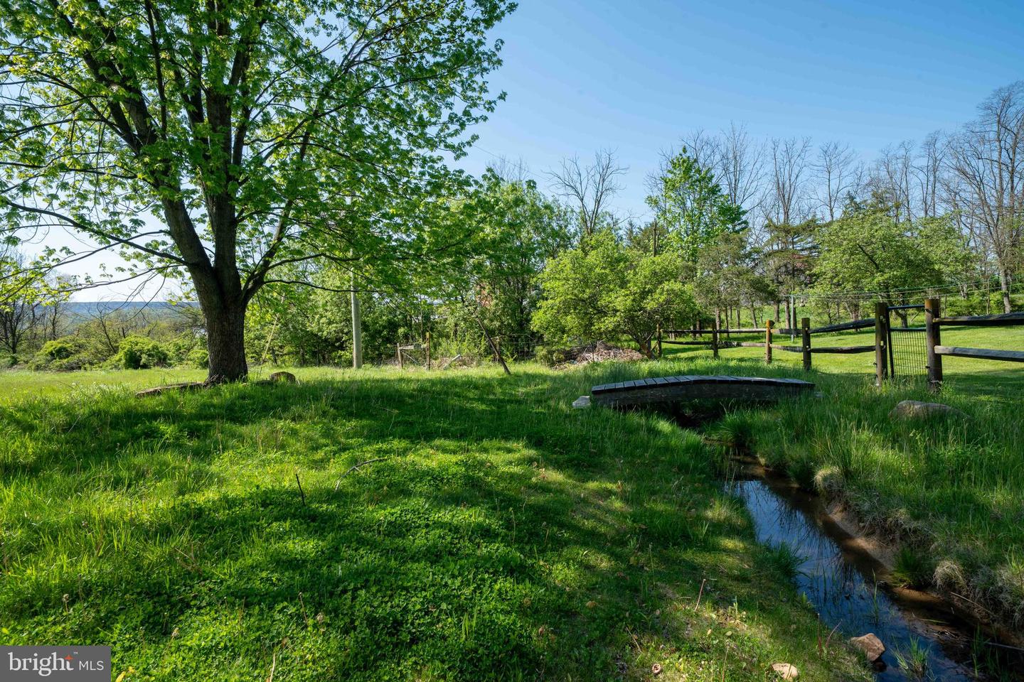 215 Droneberger Rd Property Photo 17