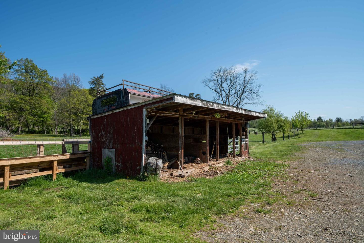 215 Droneberger Rd Property Photo 25