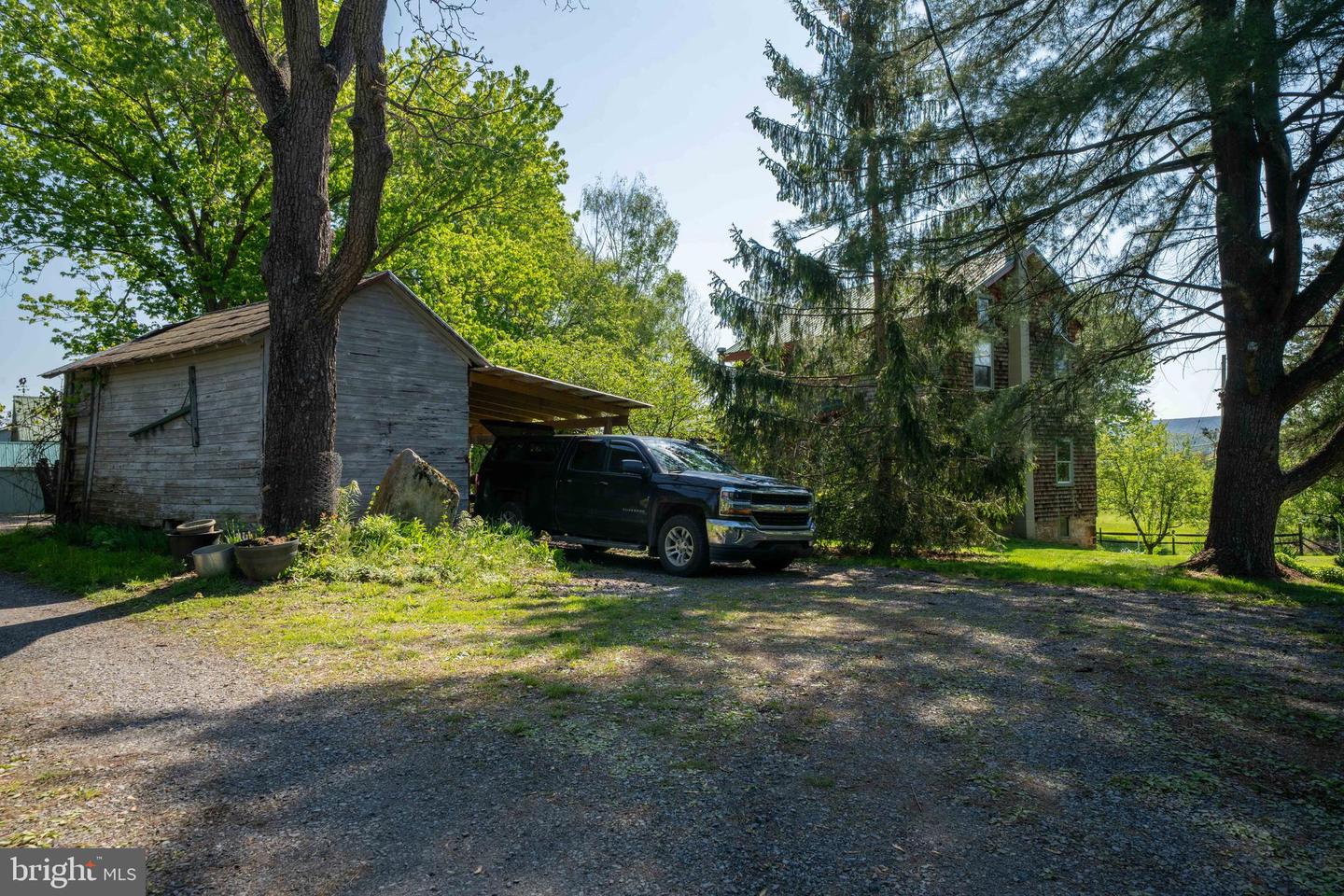 215 Droneberger Rd Property Photo 34