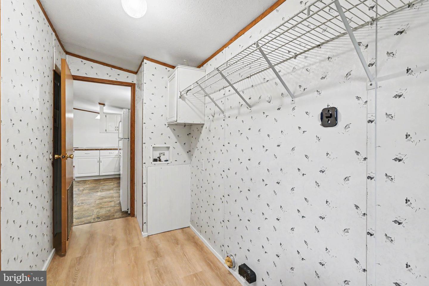 49 Meadowview Dr Property Photo 9