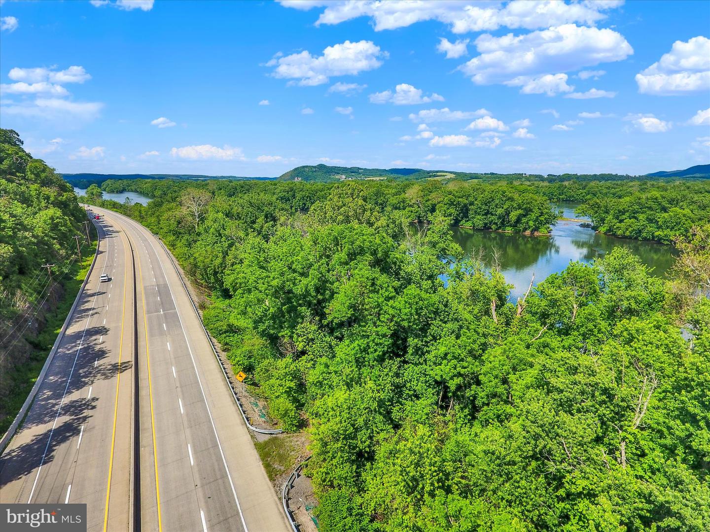 Susquehanna Trl Property Photo 18