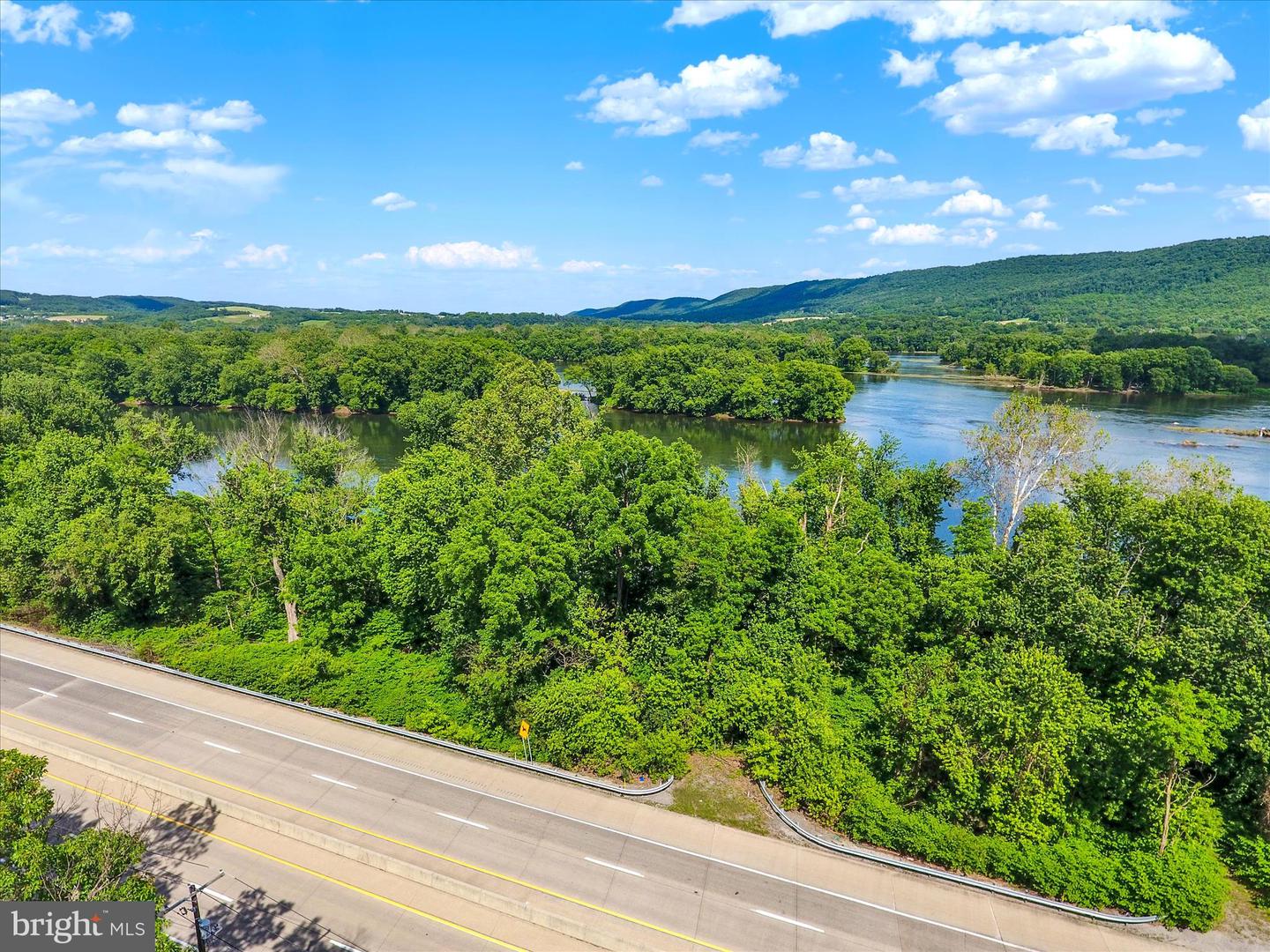 Susquehanna Trl Property Photo 24