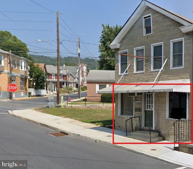 117 VALLEY ST Property Photo 1