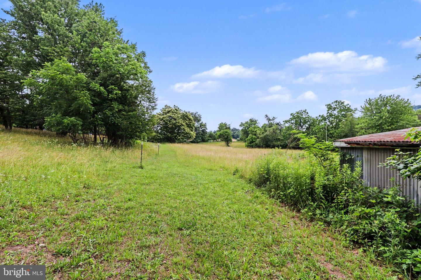 105 Hunters Church Rd Property Photo 4
