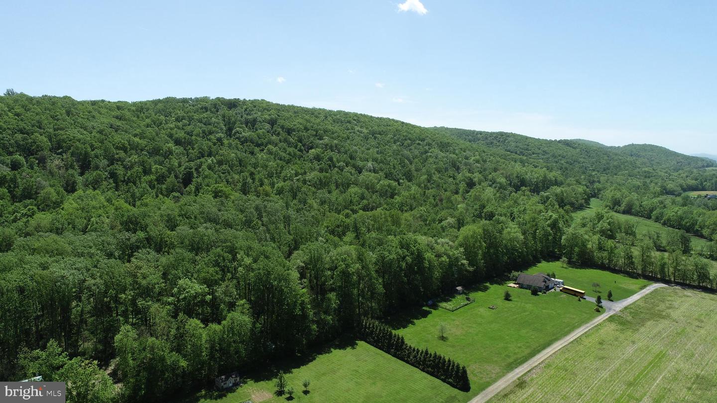 4909 Raccoon Valley Rd Rd Property Photo 2