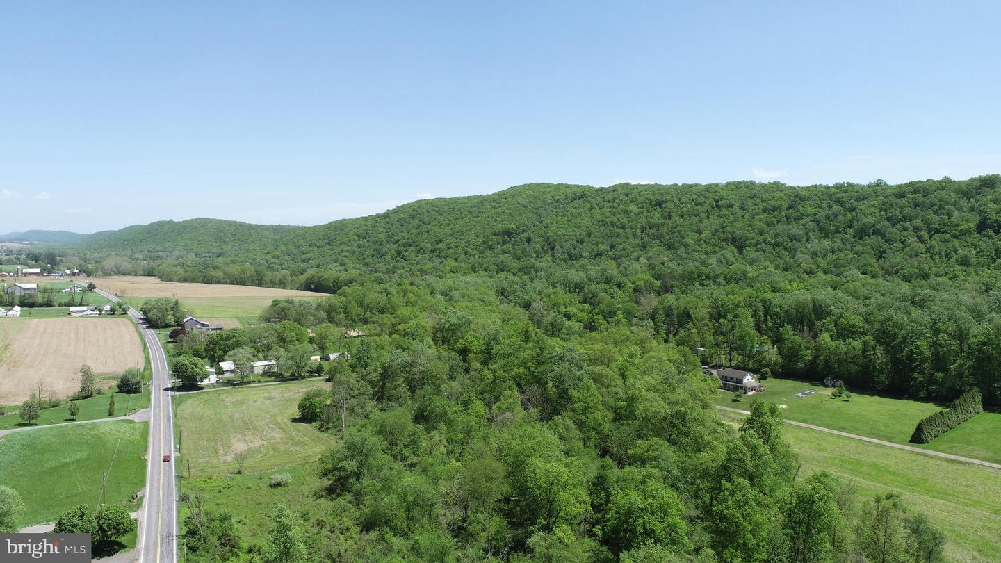 4909 Raccoon Valley Rd Rd Property Photo 3
