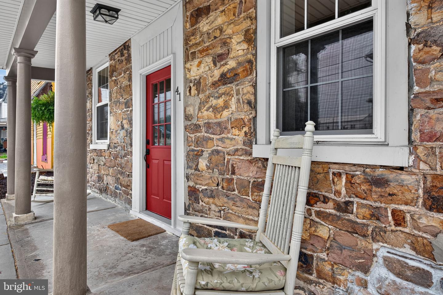 41 N Market St Property Photo 2