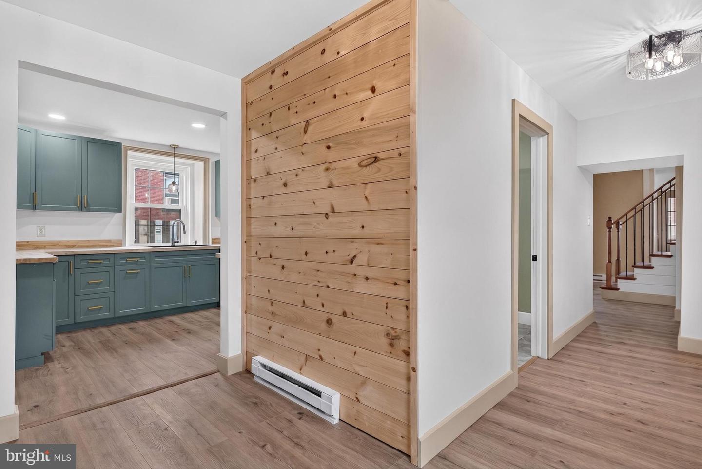 41 N Market St Property Photo 5