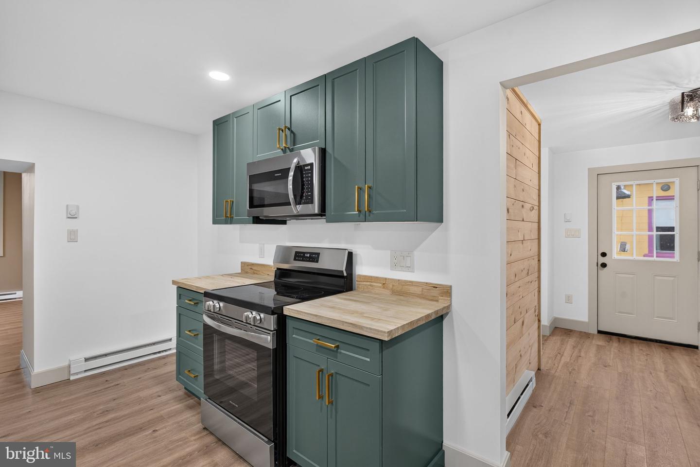 41 N Market St Property Photo 10