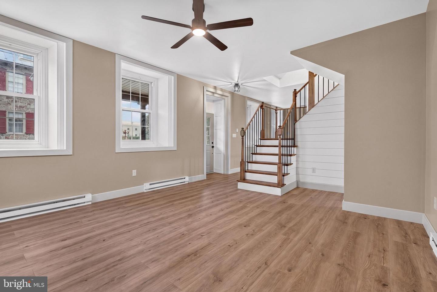 41 N Market St Property Photo 16