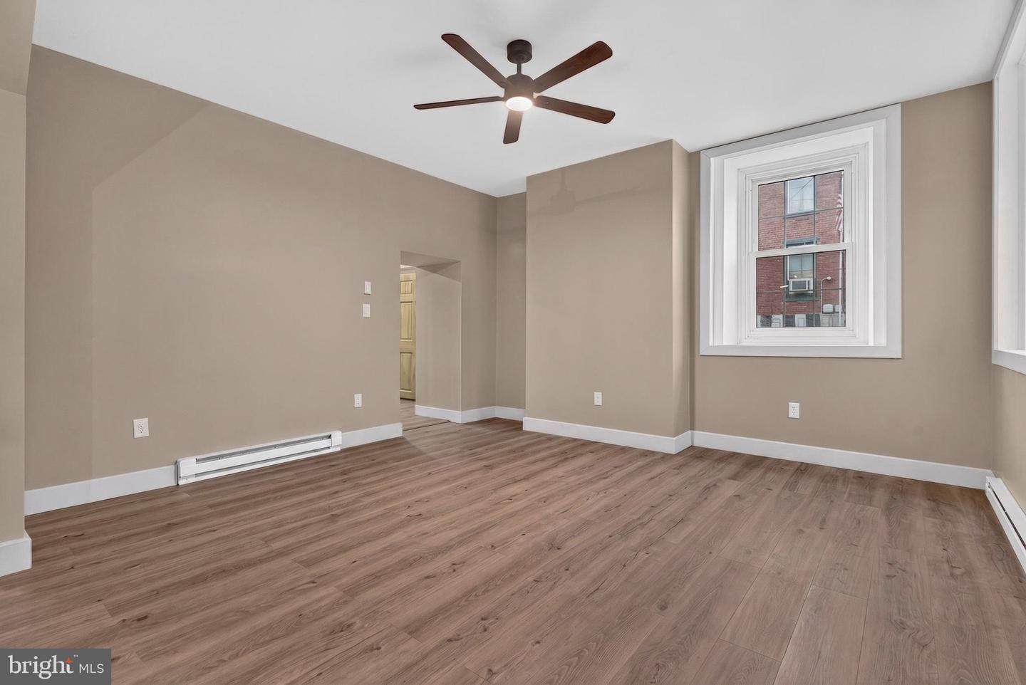 41 N Market St Property Photo 17