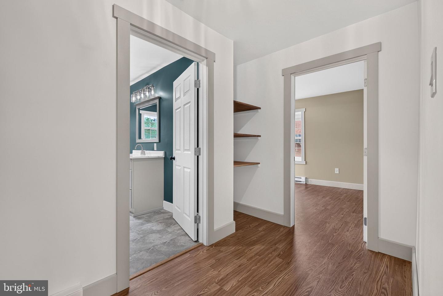 41 N Market St Property Photo 23