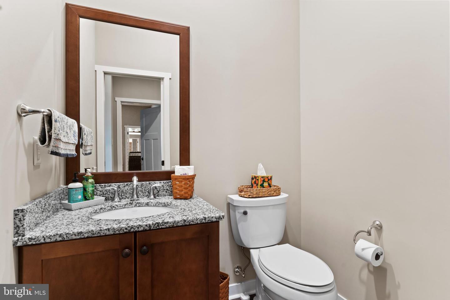 100 Stone Arch Dr Property Photo 24