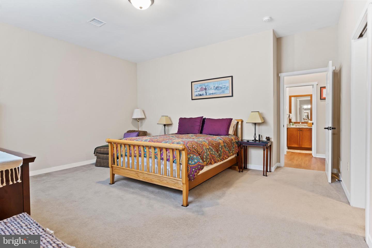 100 Stone Arch Dr Property Photo 25