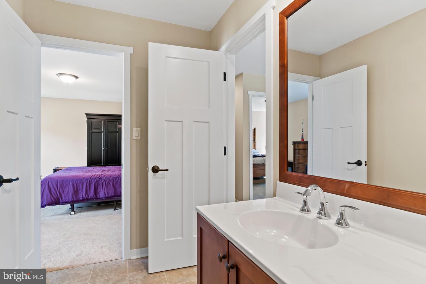 100 Stone Arch Dr Property Photo 34