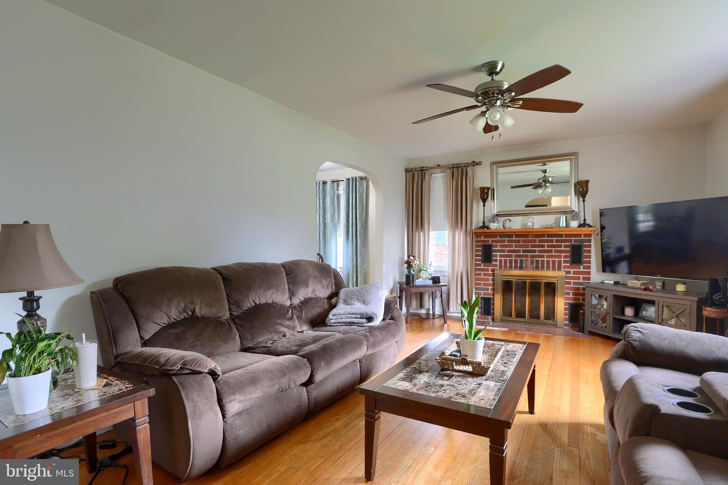 307 Church St Property Photo 5