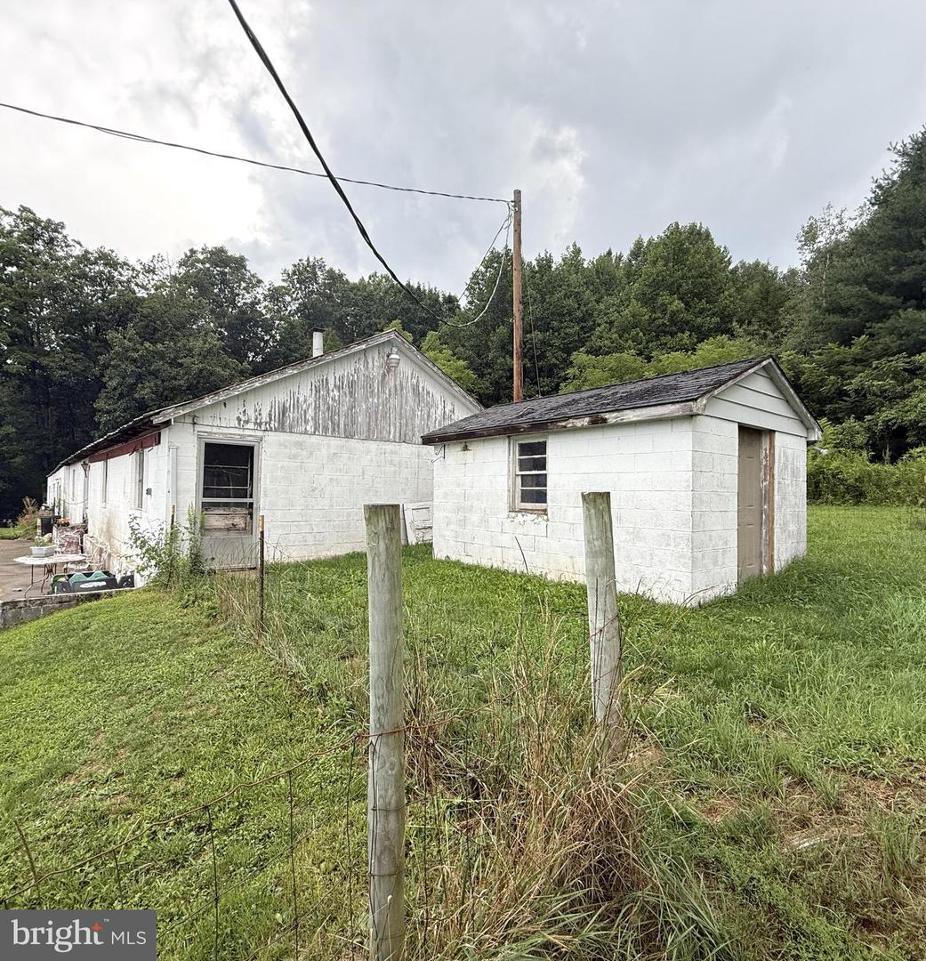 1928 New Bloomfield Rd Property Photo 12