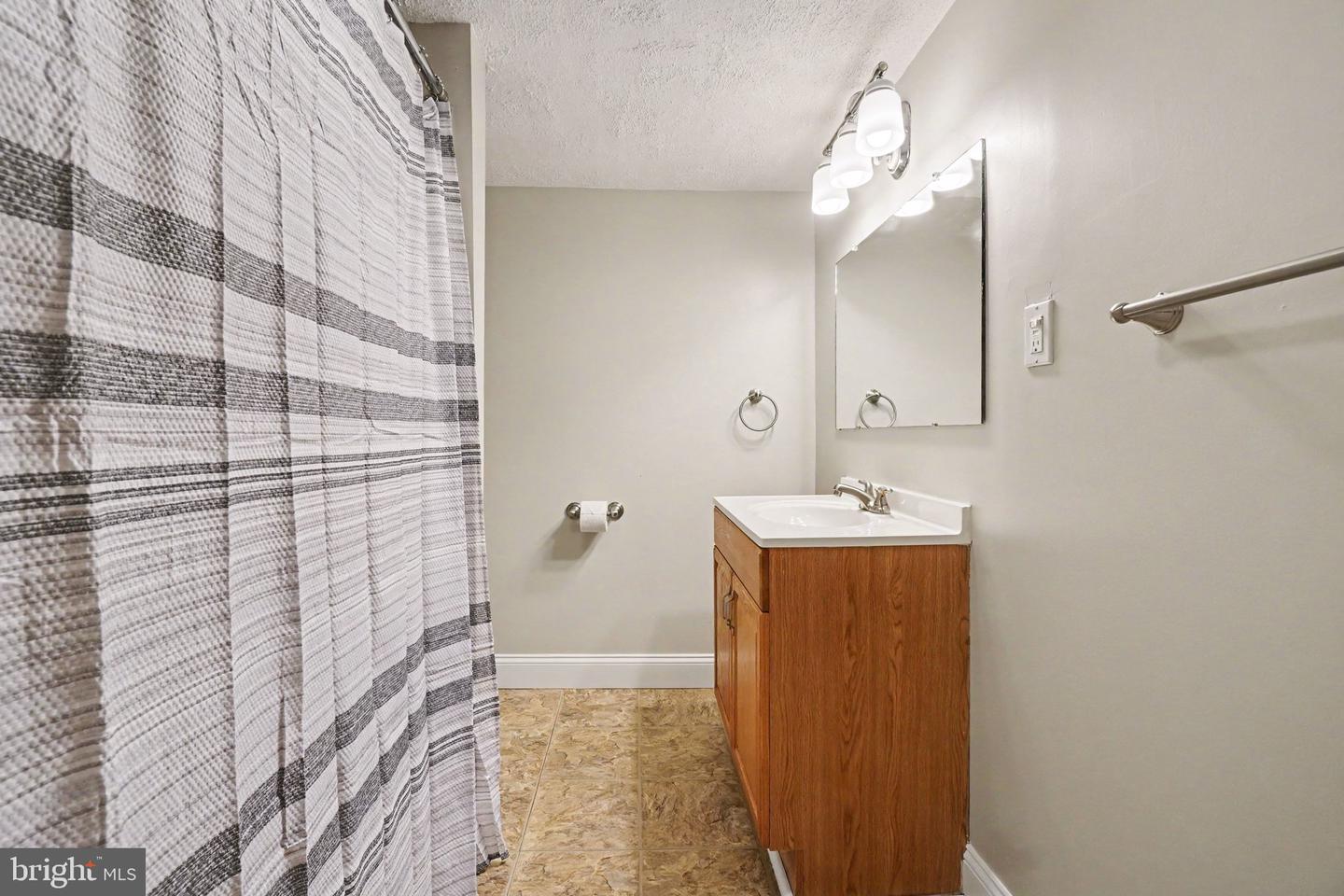 202 N Market St Property Photo 20