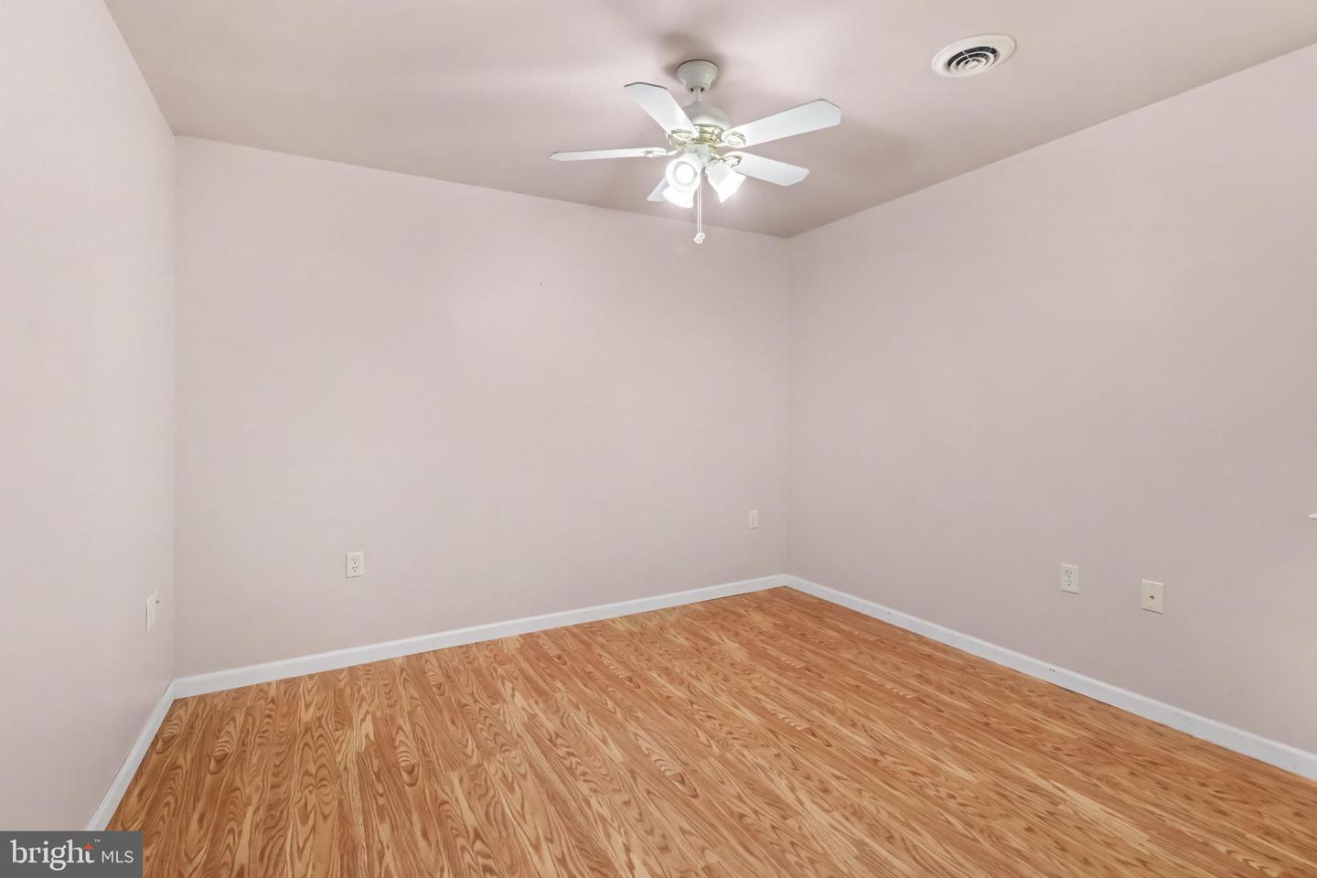 11 Morgan St Property Photo 13