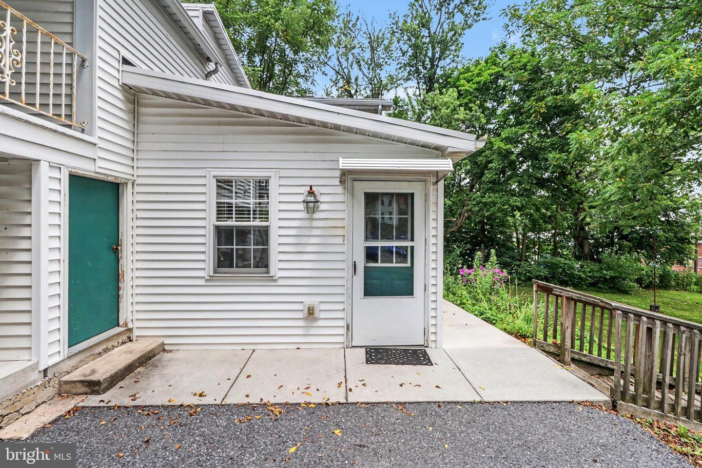 11 Morgan St Property Photo 3