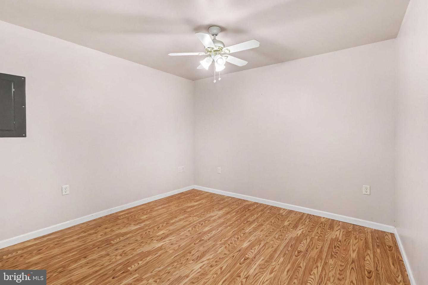 11 Morgan St Property Photo 13