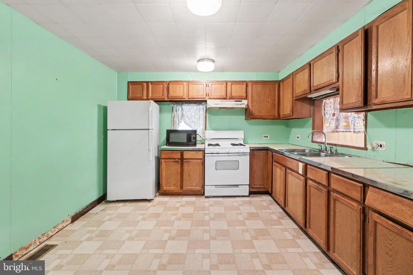 11 Morgan St Property Photo 33