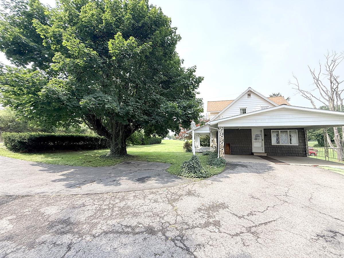 6620 Spring Rd Property Photo 7